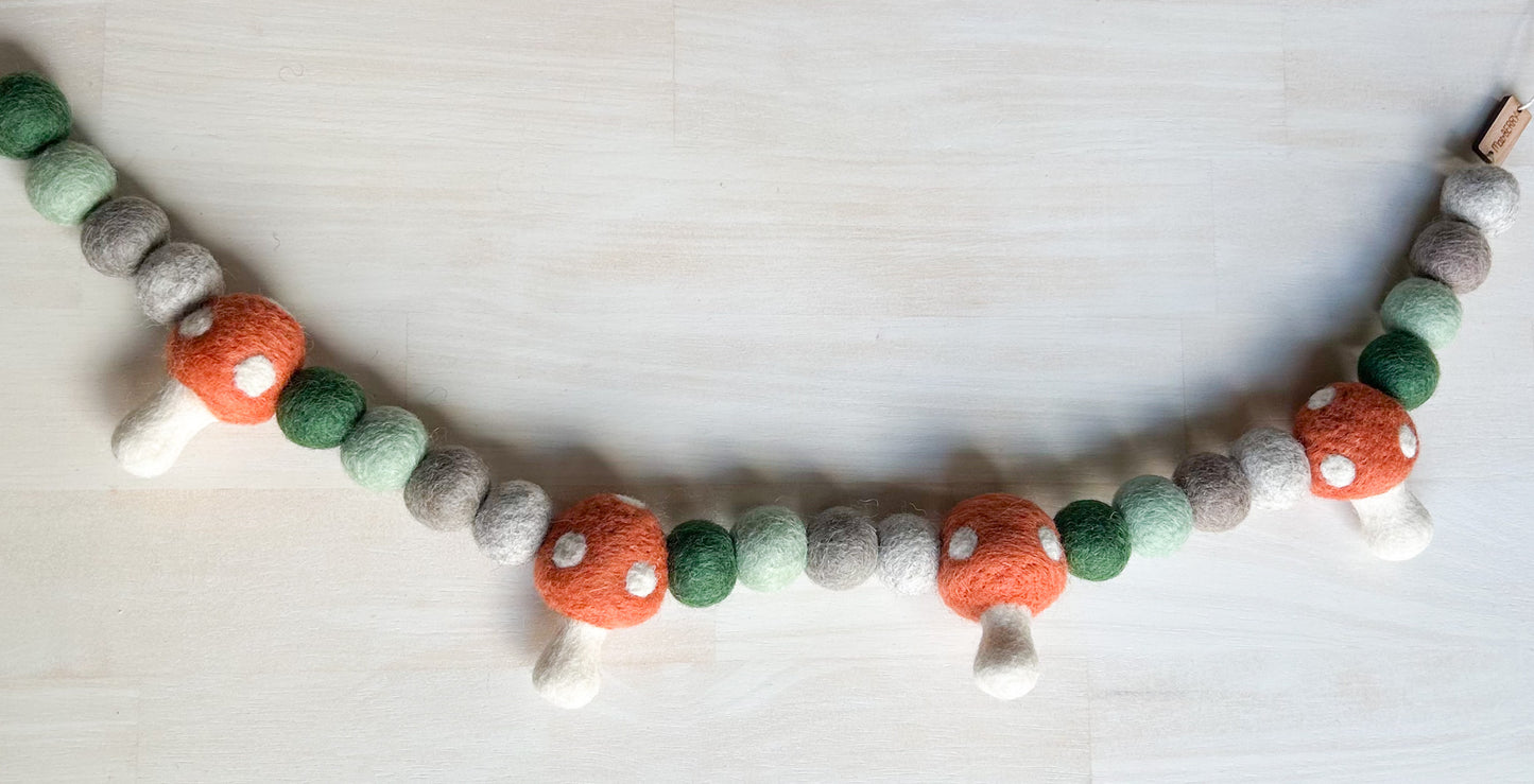Paprika Mushroom - Rust Toadstool - Fall Felt Garland