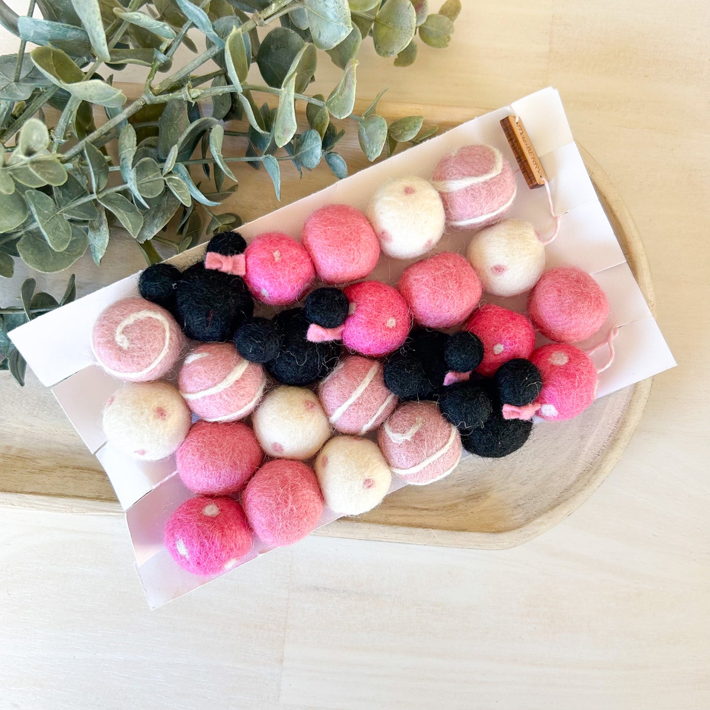 Minnie Mouse Garland