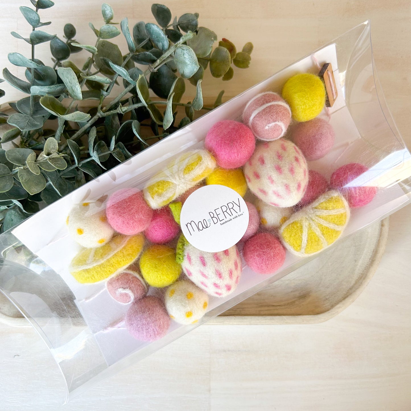 Strawberry Lemonade Garland
