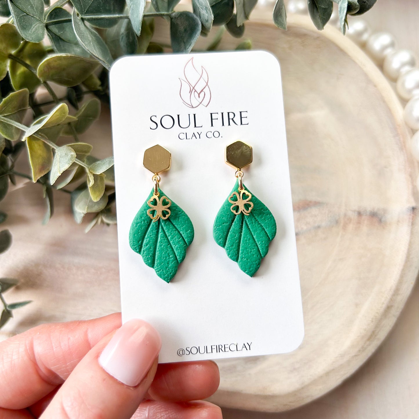 Scalloped Leaf Clover Statement Earrings
