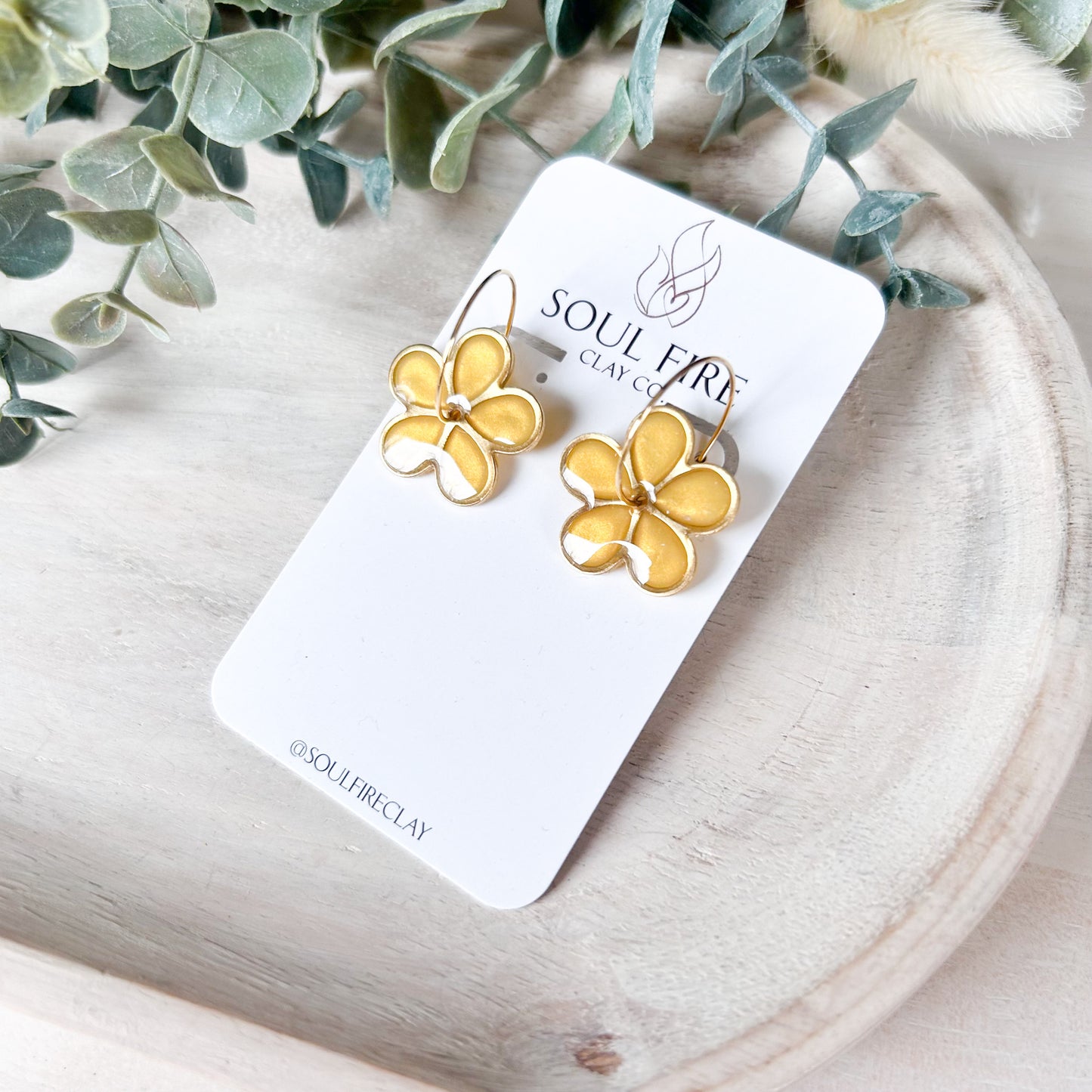 Translucent Spinner Flower Statement Earrings