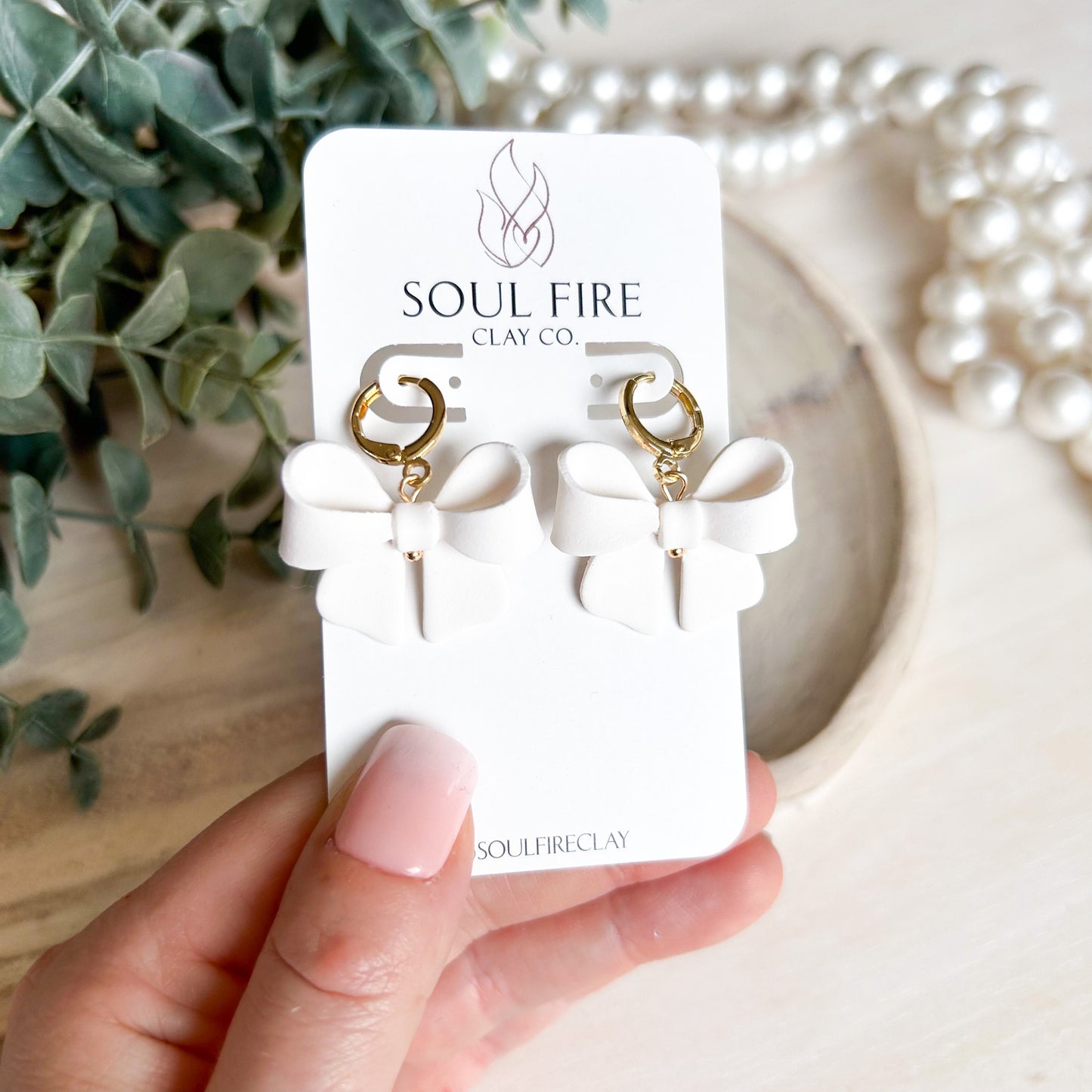 Hyacinth - Bridgerton Collection - Bow Statement Earrings
