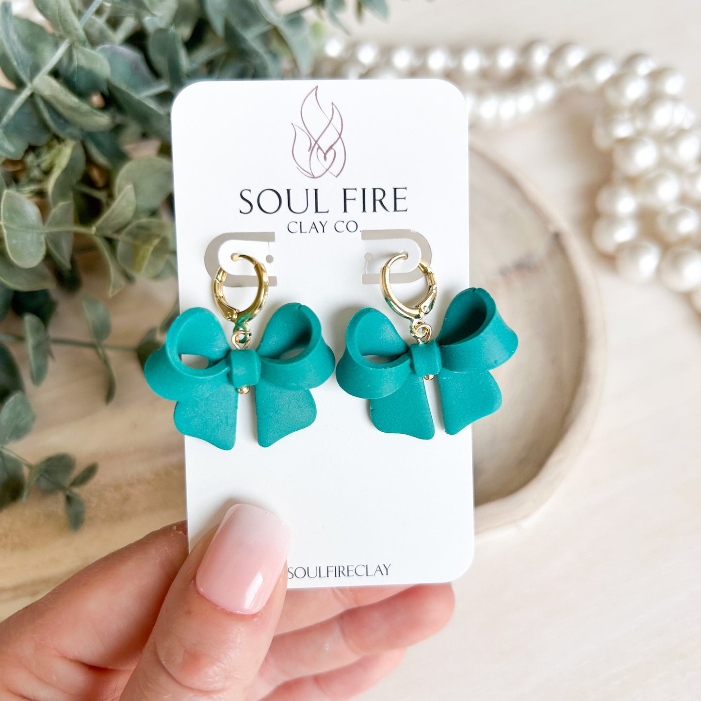 Hyacinth - Bridgerton Collection - Bow Statement Earrings