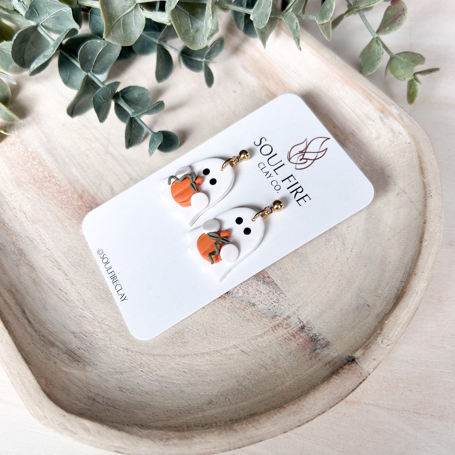 Ghost holding Pumpkin - Statement Earrings