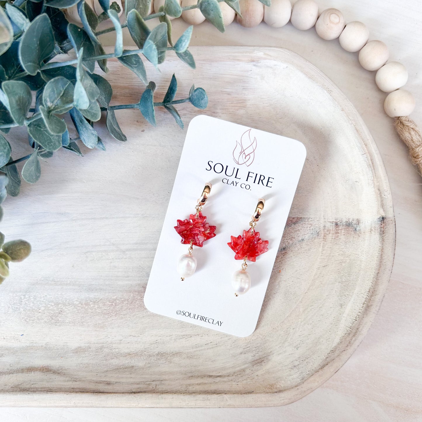 Canada day - marbled pearl maple leaf - statement Earrings