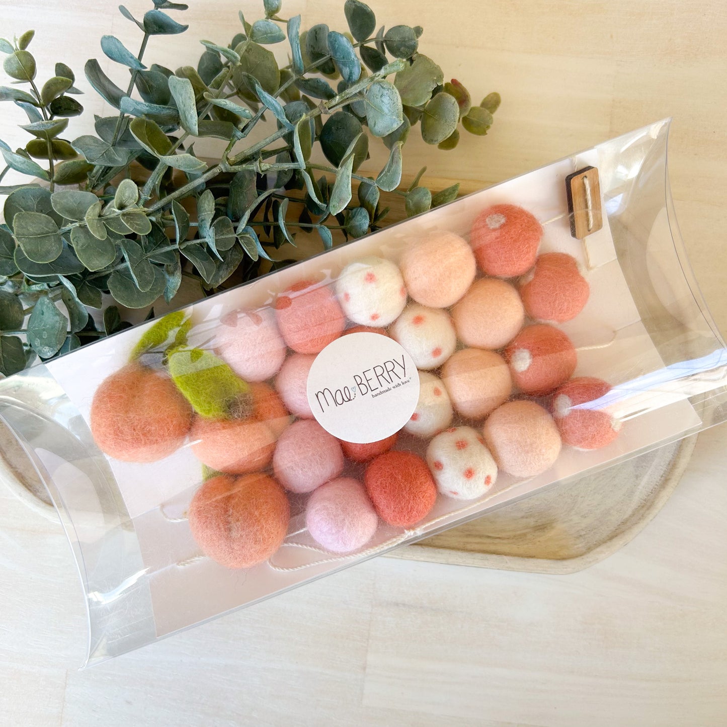 Peachy Keen # 1 Garland