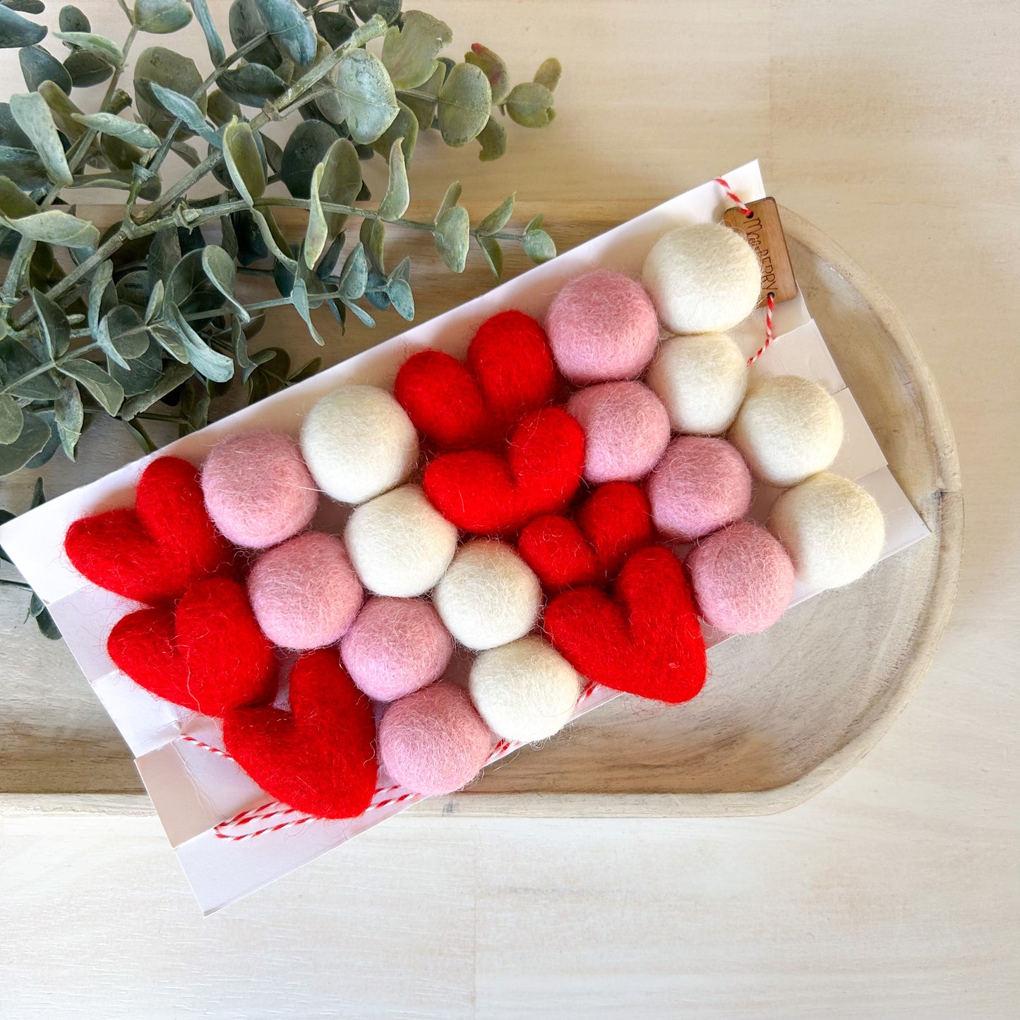 Classic Red Heart Garland