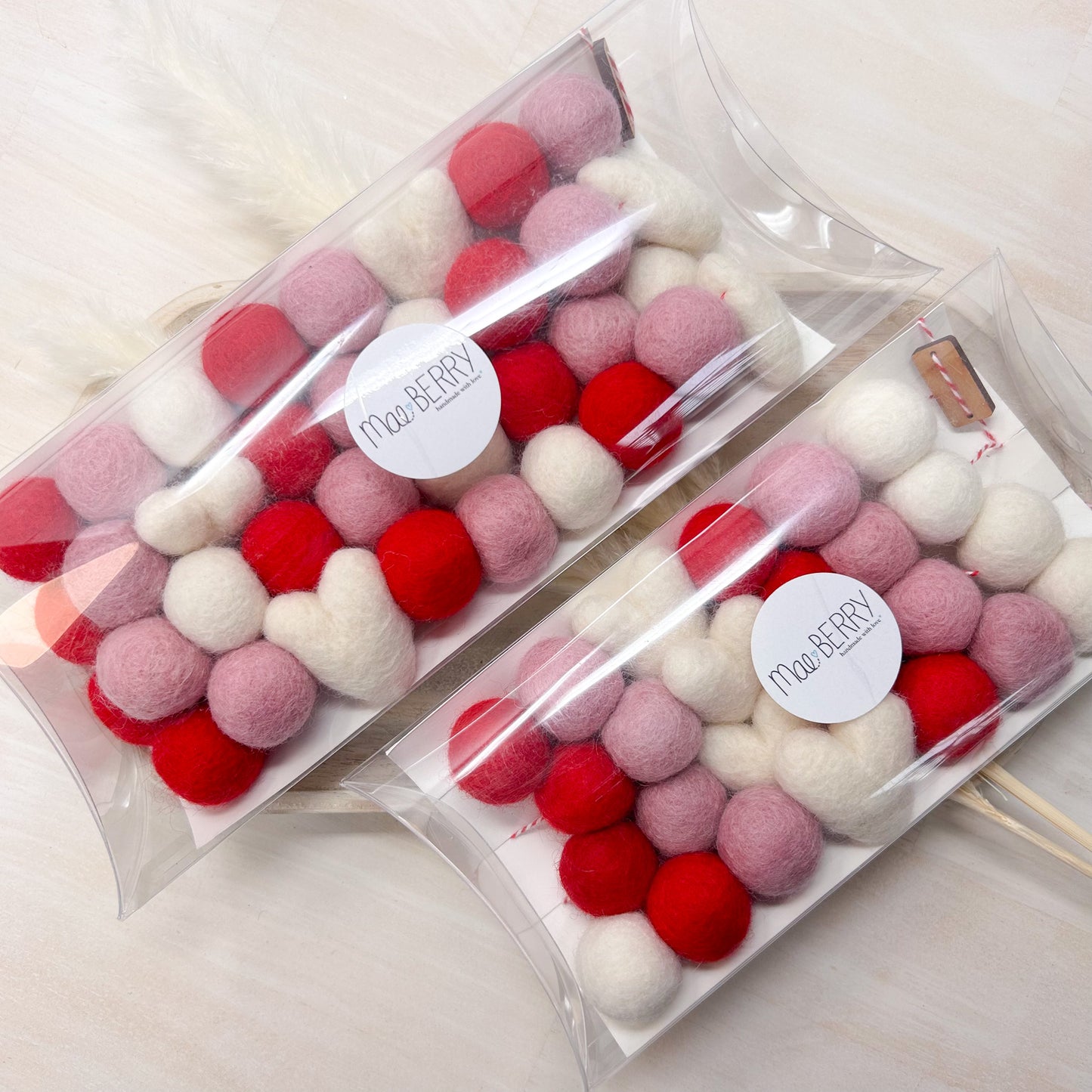 Classic Valentines Felt Garland