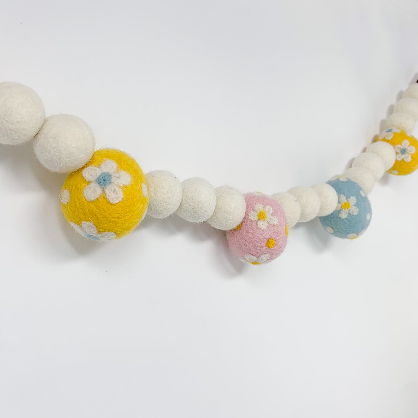 Floral Eggs Felt Garland