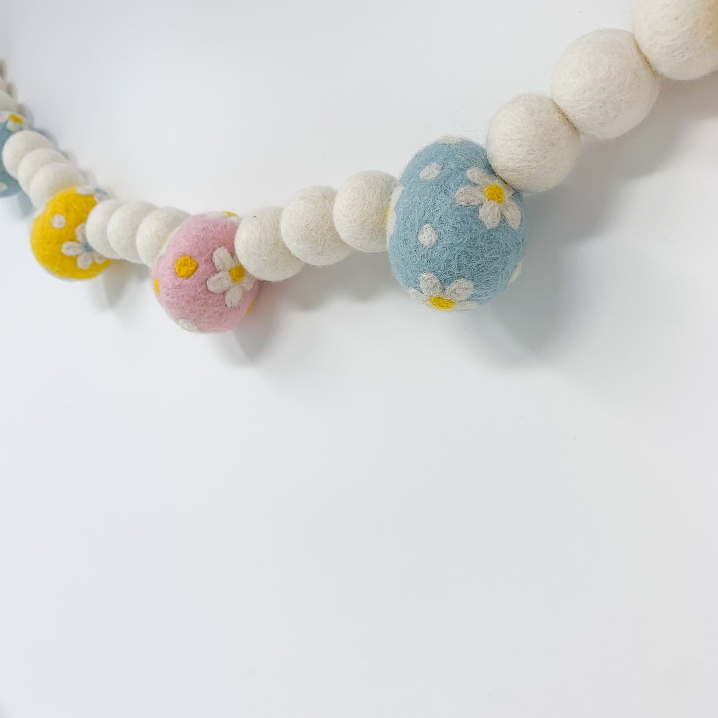 Floral Eggs Felt Garland