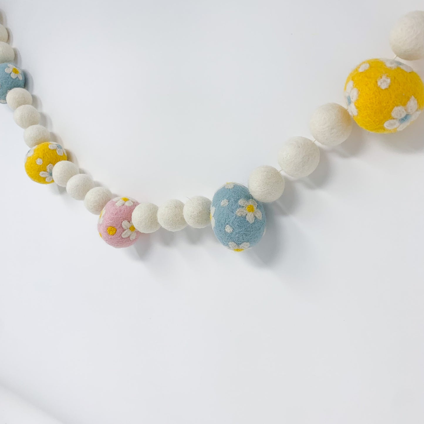 Floral Eggs Felt Garland