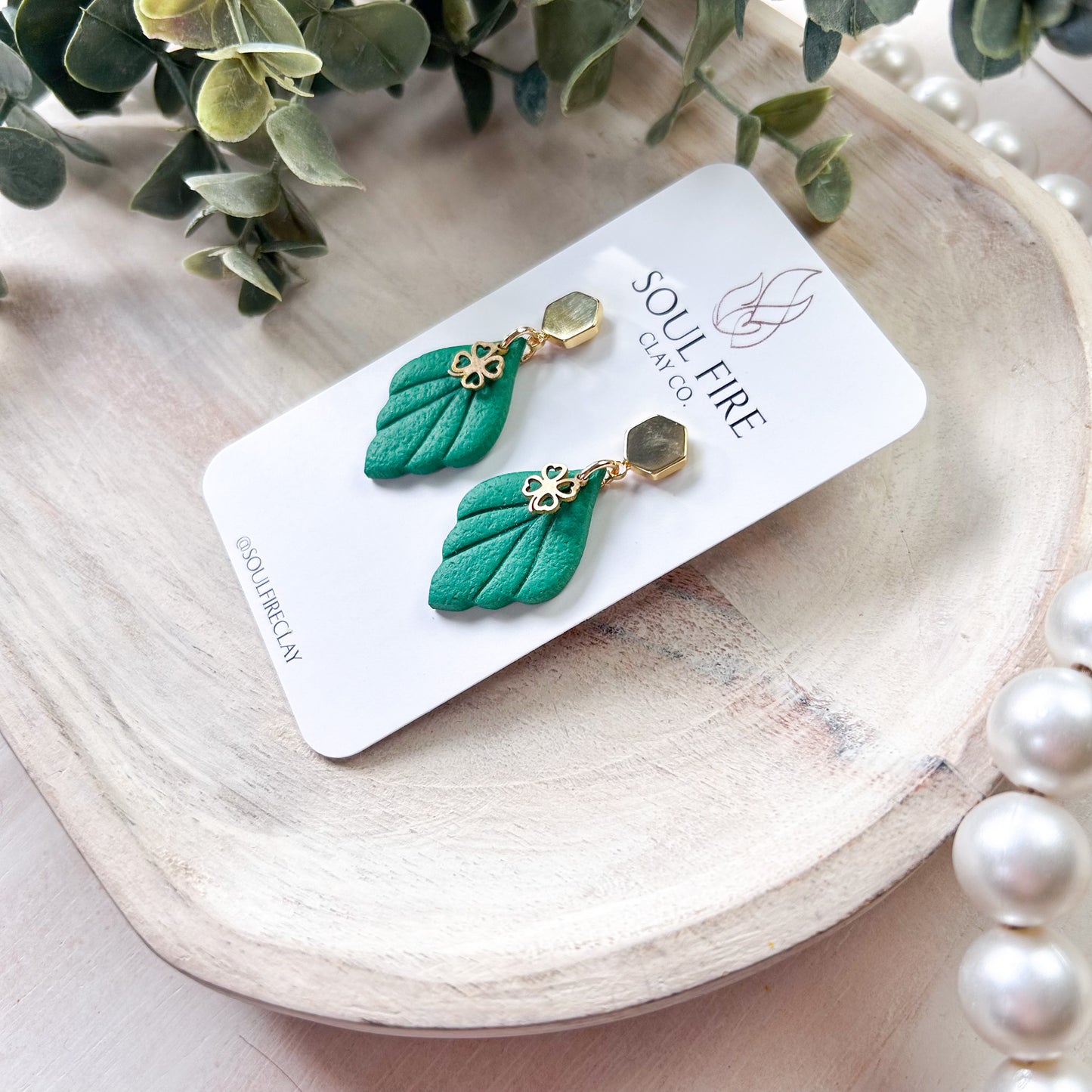 Scalloped Leaf Clover Statement Earrings