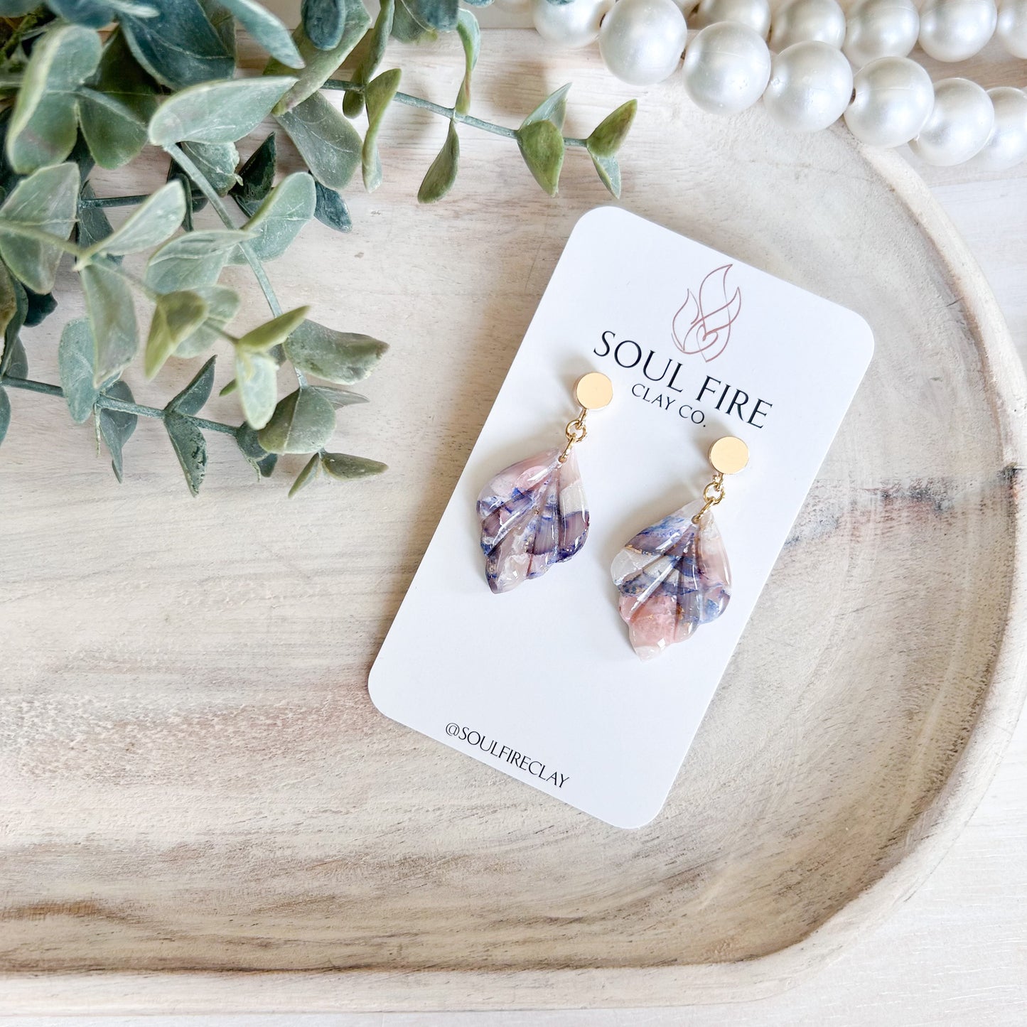Bridgerton Collection - Scalloped Leaf Drop - Marbled Statement Earrings