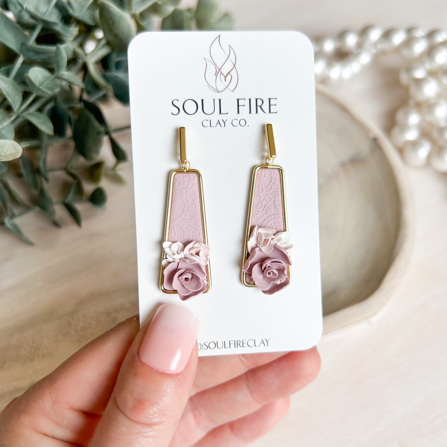 Lady Whistledown - Bridgerton Collection - Statement Earrings
